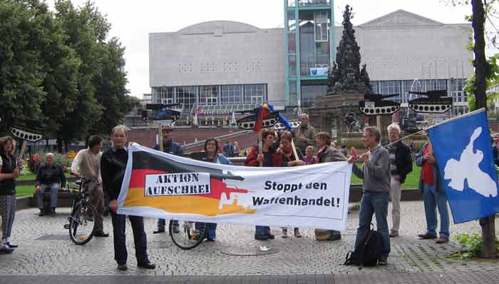 Demo des Friedensplenums Mannheim am Antikriegstag 2012 am Paradeplatz