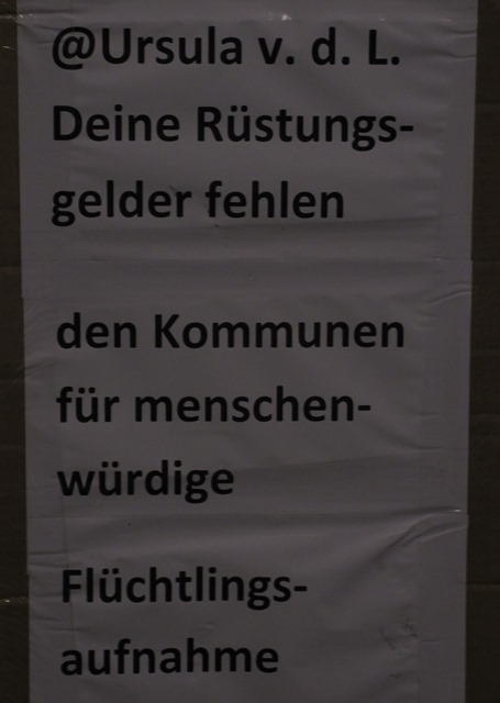 Rüstungsetat kürzen!